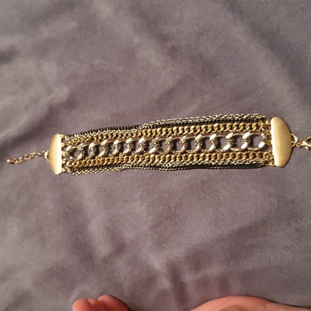 Bracelet
